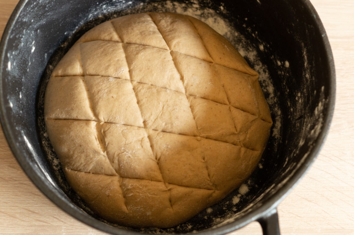 Shaping and scoring the bread