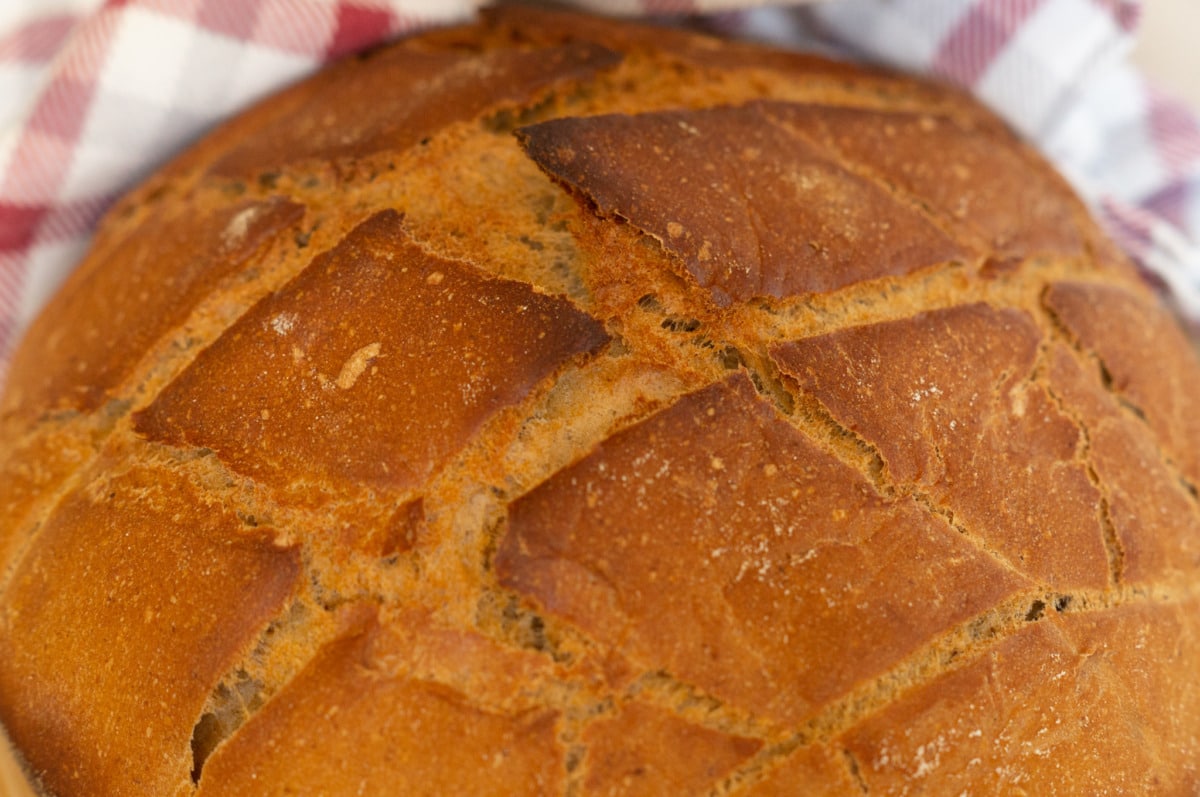 Leaving Besenbrot to cool