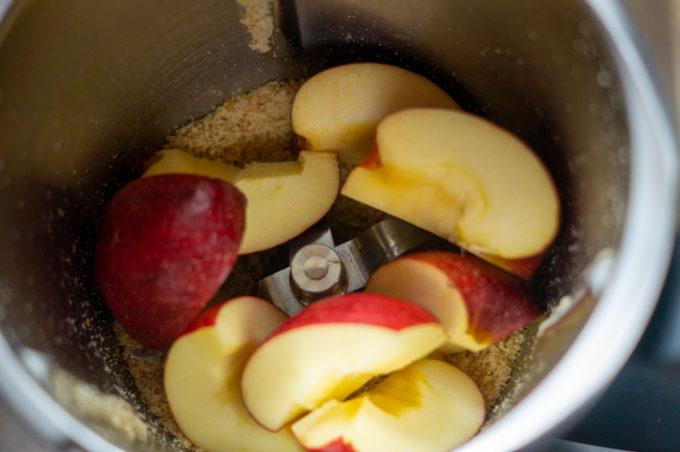 Apples in the Thermomix® mixing bowl