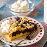 Blueberry Crumble Cake with the Thermomix® made in the Thermomix®