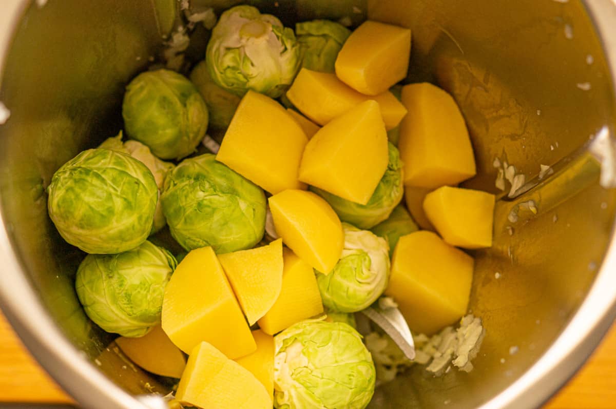 Brussels sprouts and potatoes in the Thermomix® mixing bowl