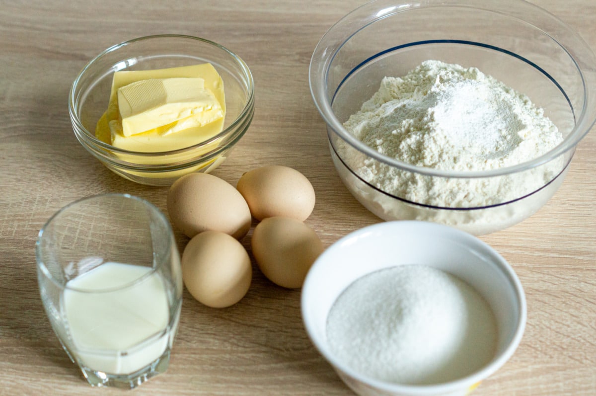 Ingredients for the pound cake batter: butter, sugar, eggs, flour and milk