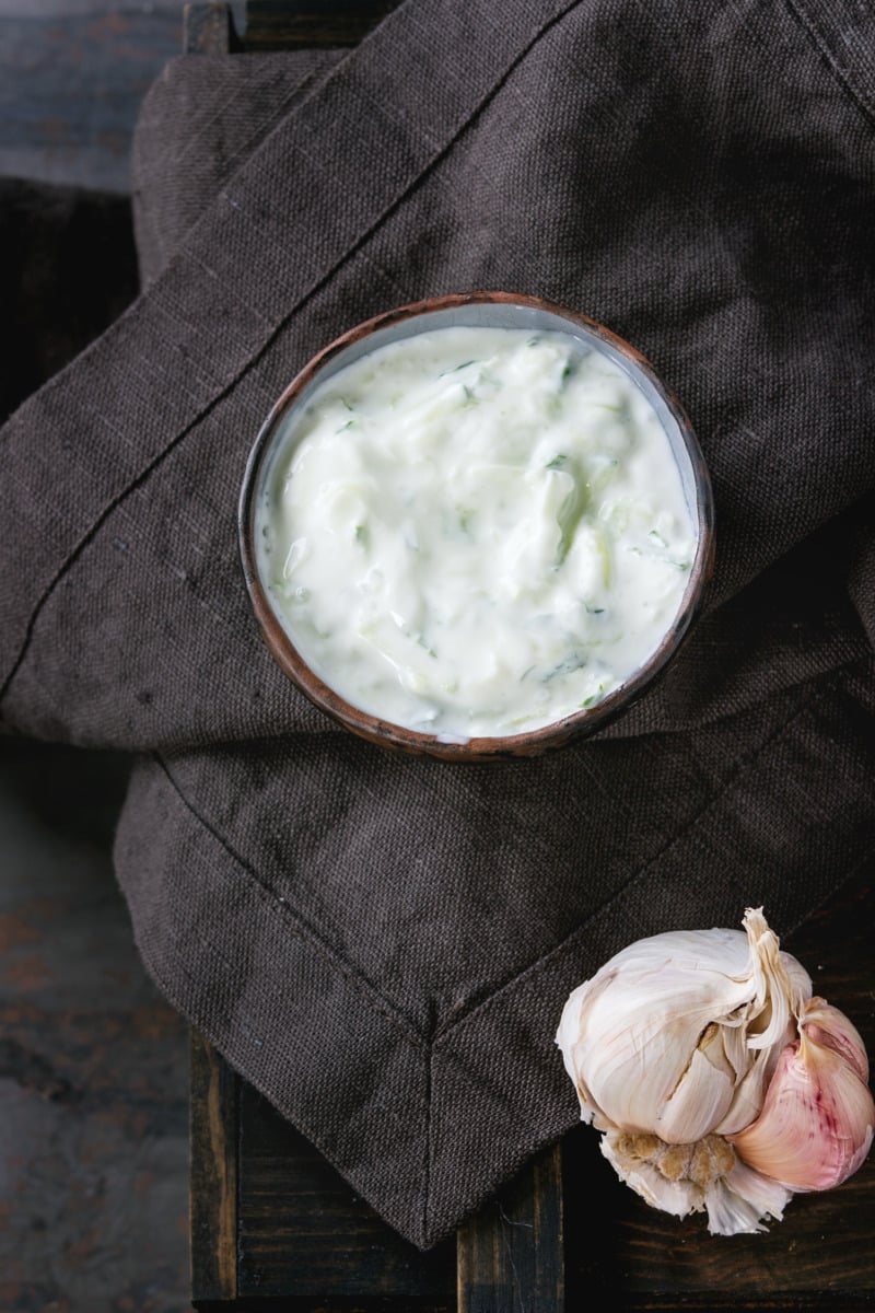 Finished tzatziki made with the Thermomix® in a bowl, ready to serve