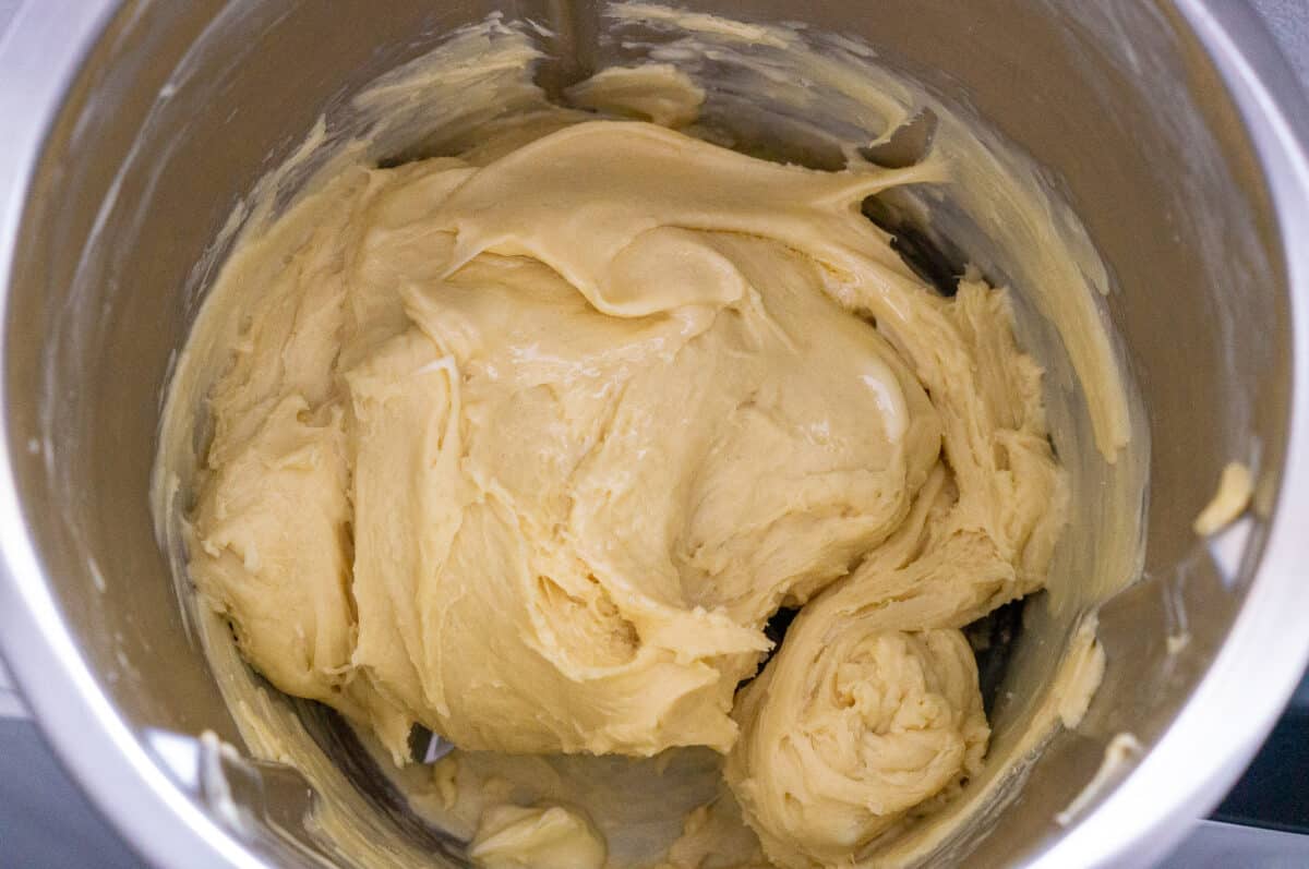 Kneading yeast dough in the Thermomix®