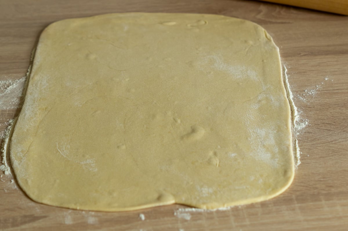 Rolled-out yeasted dough