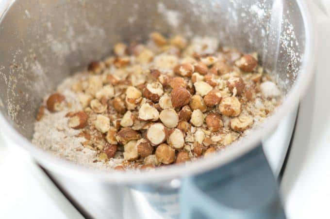 Hazelnut Rolls with the Thermomix® (step 3)