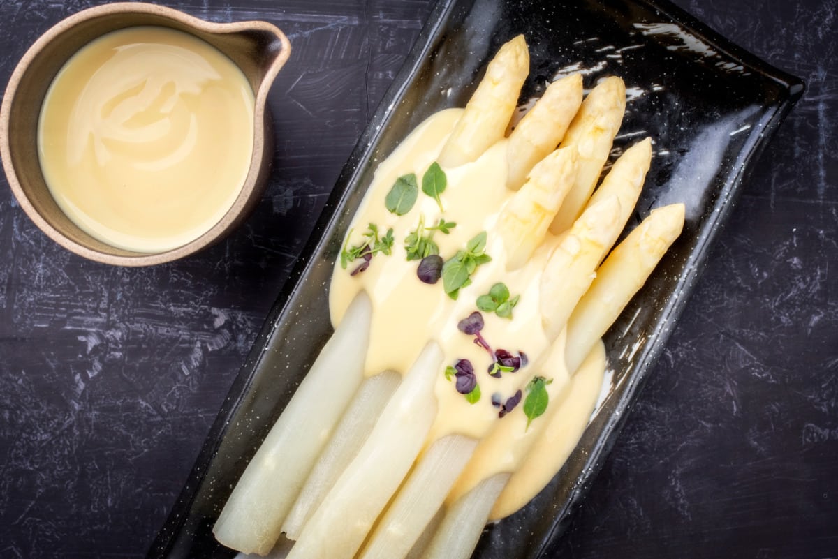 Thermomix® Hollandaise Sauce with Asparagus