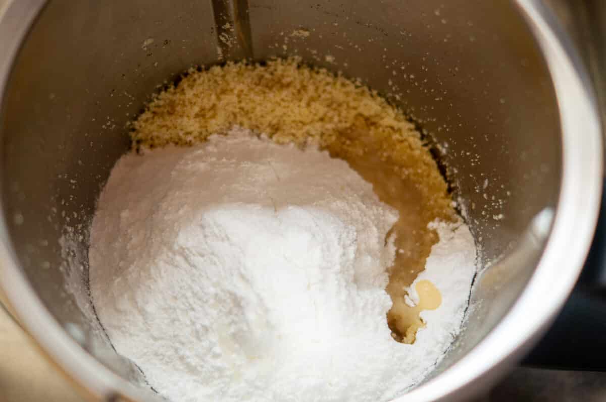 Ingredients for homemade marzipan in the Thermomix® mixing bowl
