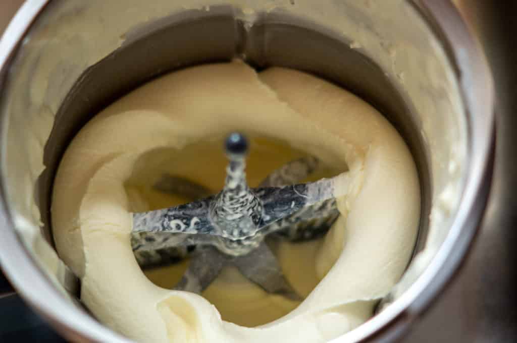 How to Whip Cream in a Thermomix® 9 How to Whip Cream in a Thermomix® (step 2)