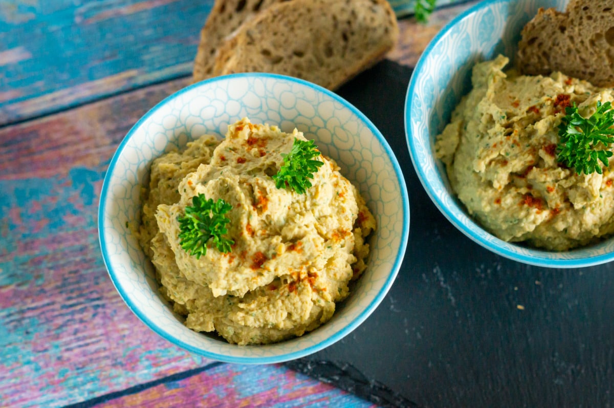 Home-made hummus comes out perfectly in the TM6