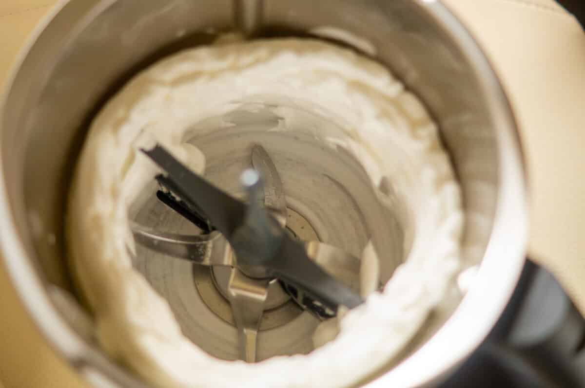 Whipped egg whites in the Thermomix®