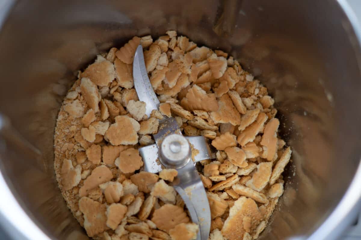 Crushing biscuits in the Thermomix®