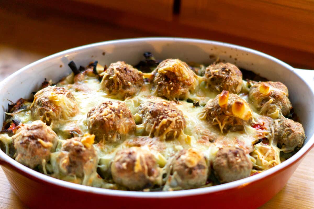 Meatball Bake with Vegetables and Tortellini, Thermomix®