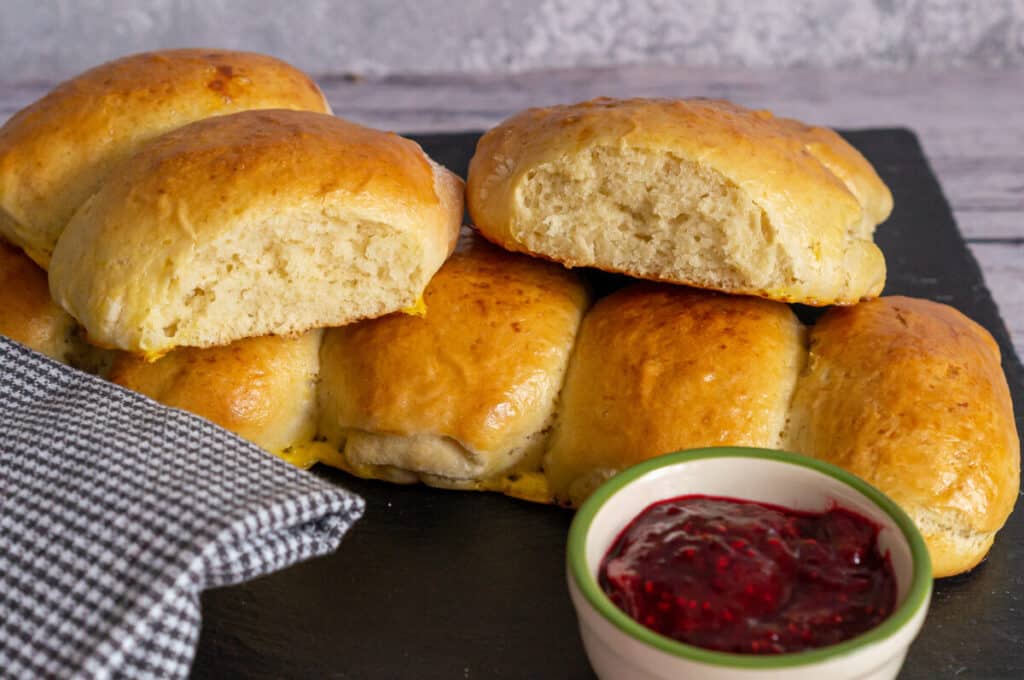 Freshly baked golden milk rolls made with the Thermomix®