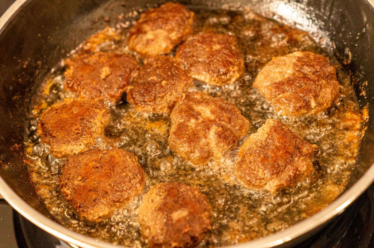 Mini burger patties made with the Thermomix®