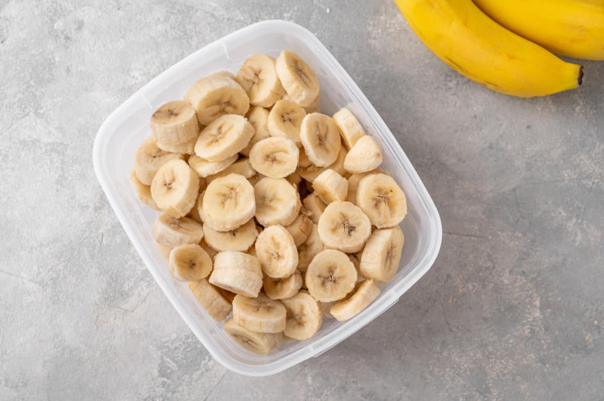 Bananas cut into pieces for Thermomix® nicecream