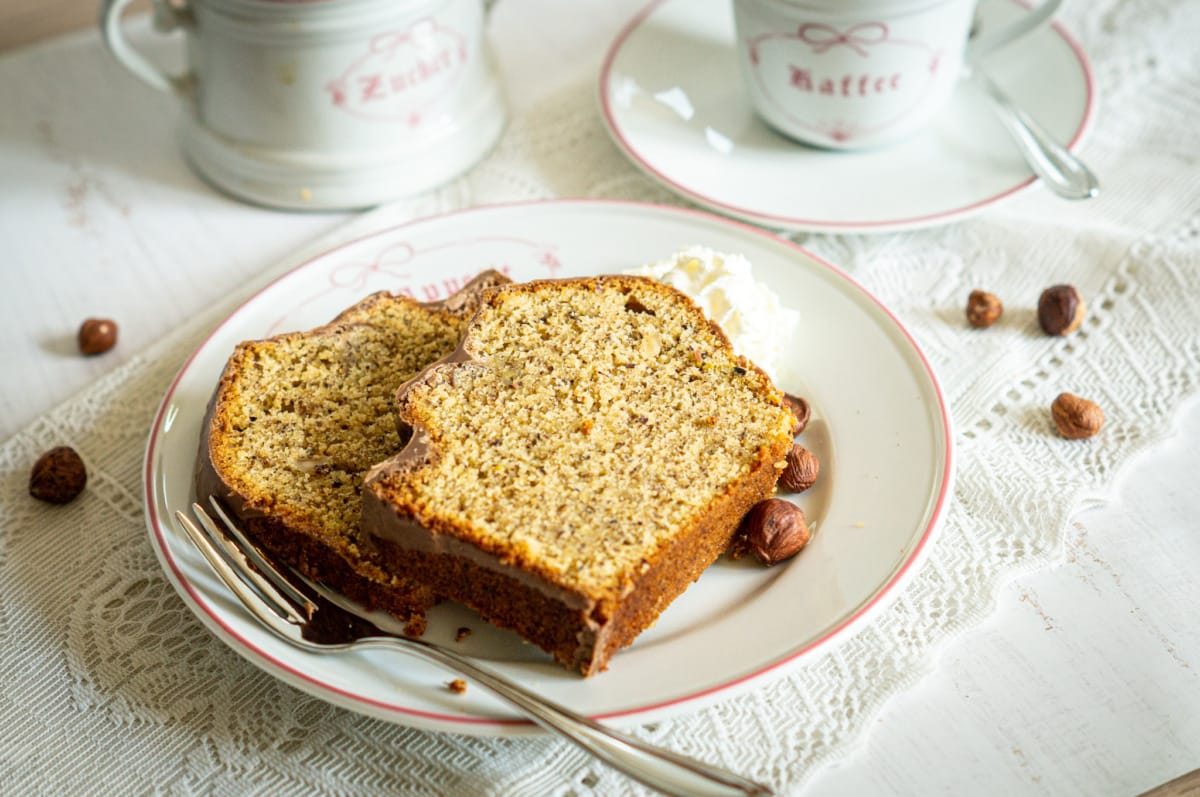 Moist Thermomix® Nut Loaf Cake