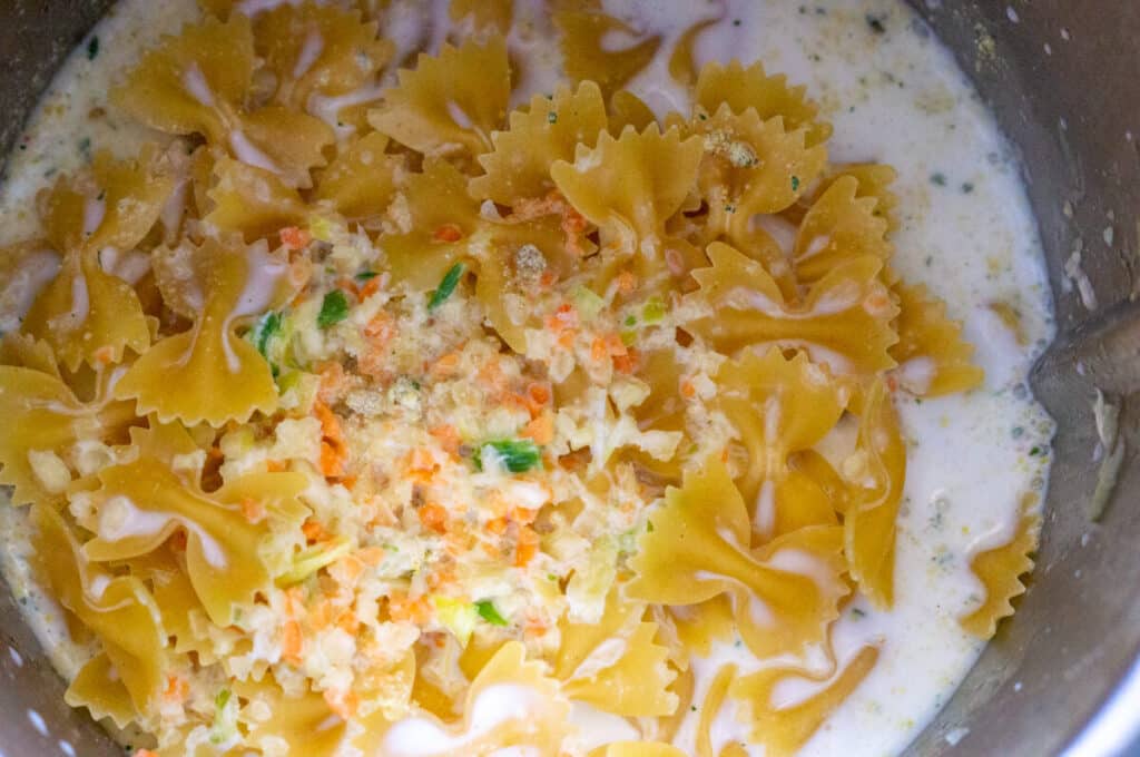Cooking pasta in the mixing bowl