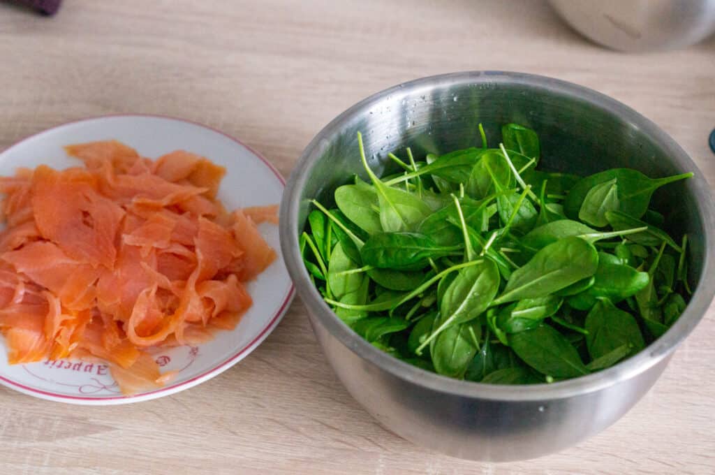 Smoked salmon and baby spinach