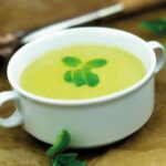 Pea and Mint Soup with the Thermomix® made in the Thermomix®