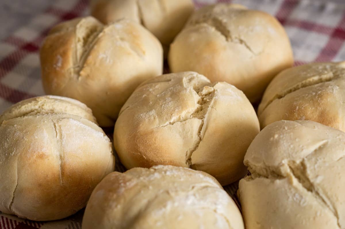 Quick bread rolls made with the Thermomix®