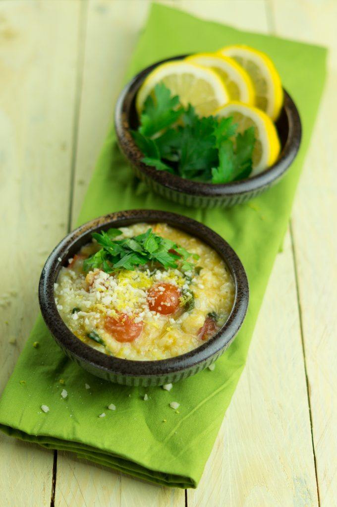 Lemon risotto from the Thermomix® with spinach and cherry tomatoes