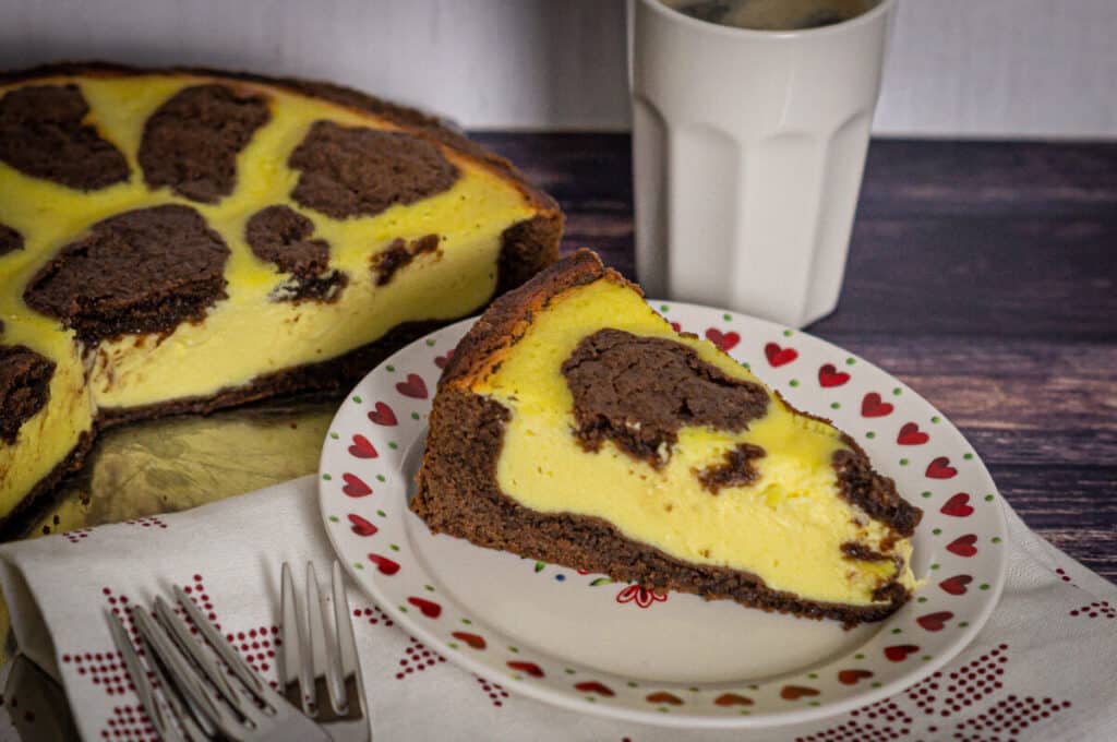 Russian pinch cake is the classic from grandma's coffee table