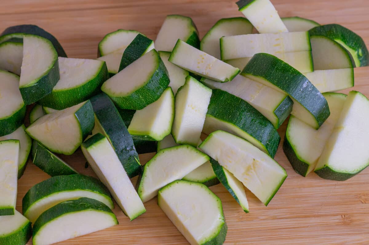 Cutting courgette