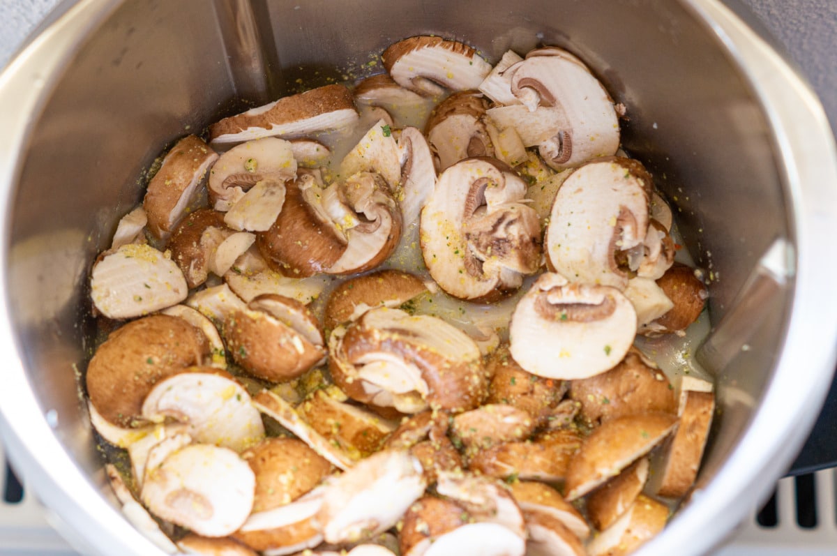 Steamed mushrooms in the Thermomix®