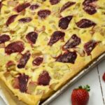 Strawberry Rhubarb Traybake with the Thermomix® made in the Thermomix®