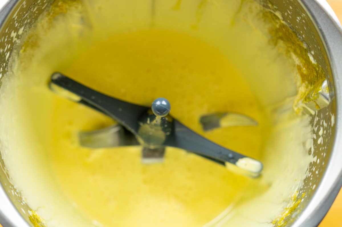 Mascarpone being folded in