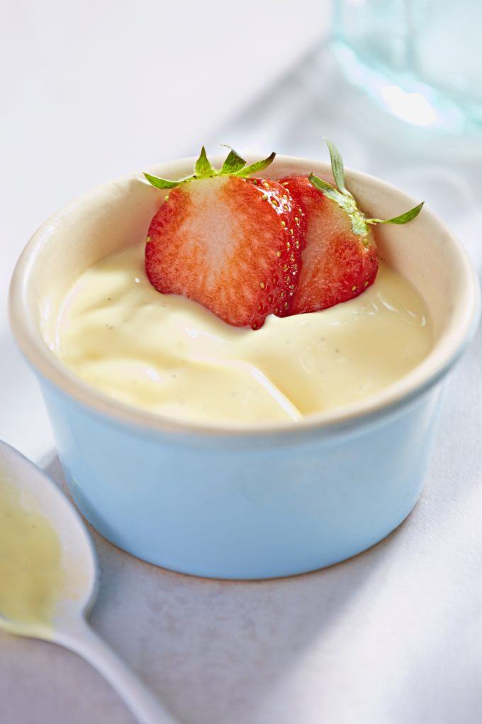Vanilla pudding made in the Thermomix® with real vanilla, served in a small bowl